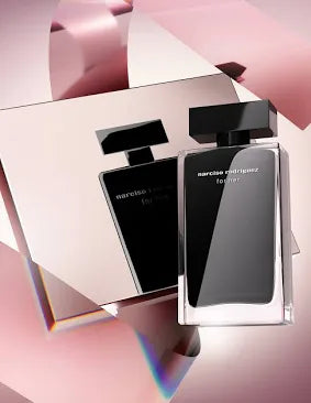 NARCISO RODRIGUEZ - Cofanetto For Her - Eau De Toilette 50 Ml + Body Lotion 50 Ml + Shower Gel 50 Ml